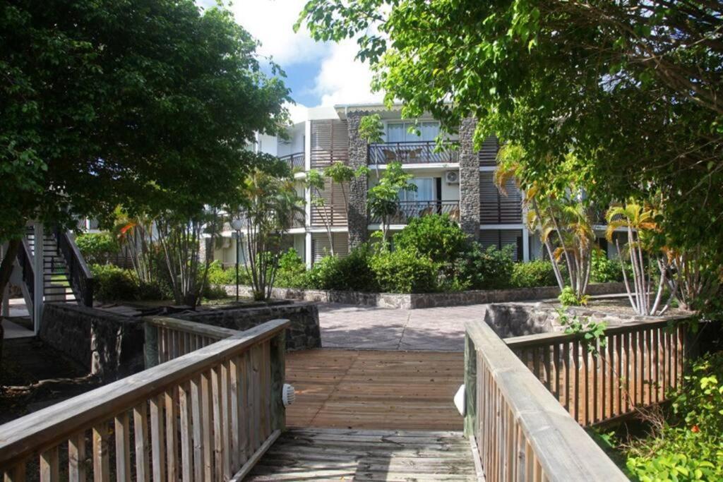 Апарт отель Tropical Cocooning Сен-Франсуа Экстерьер фото